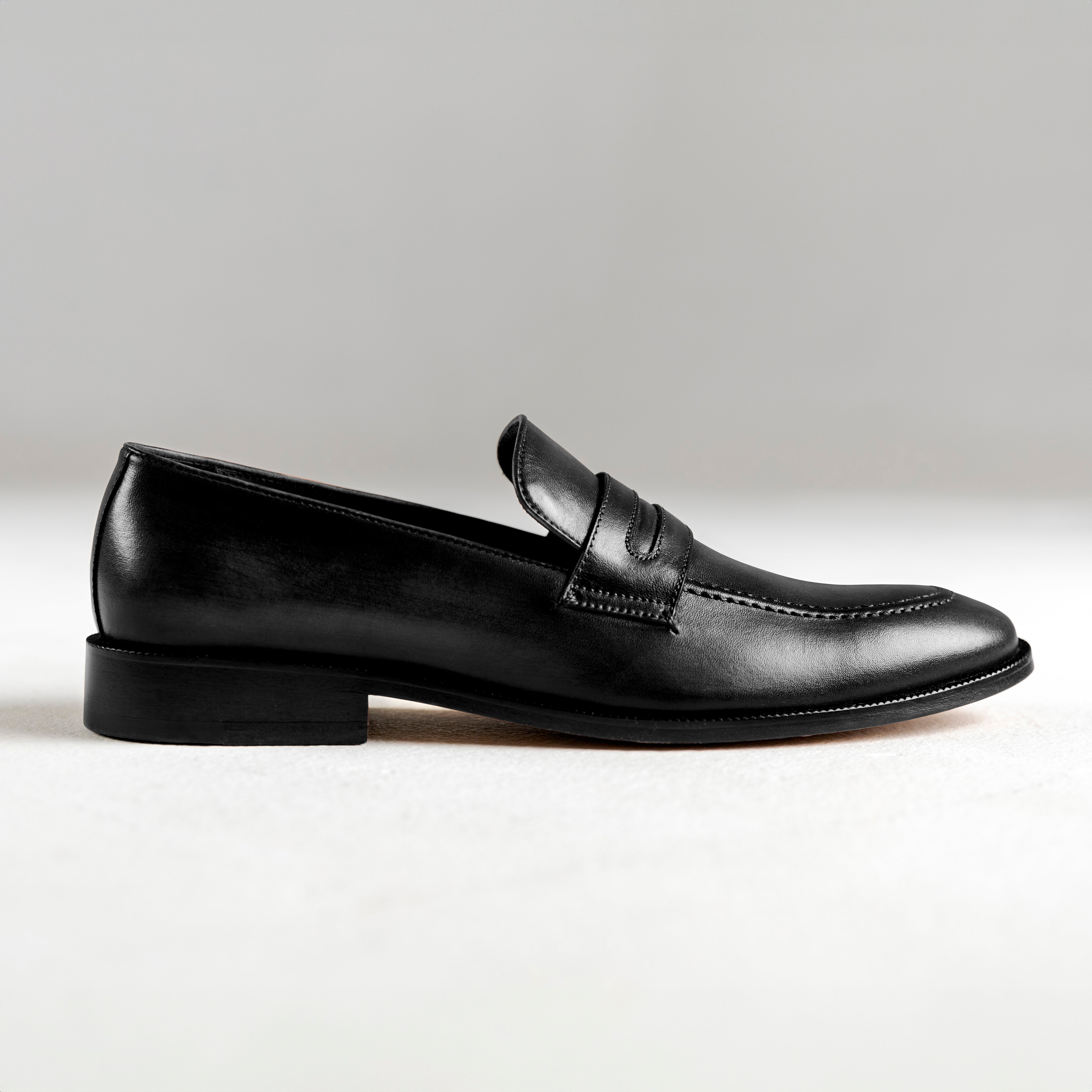 Pure Black Partigiano Loafer